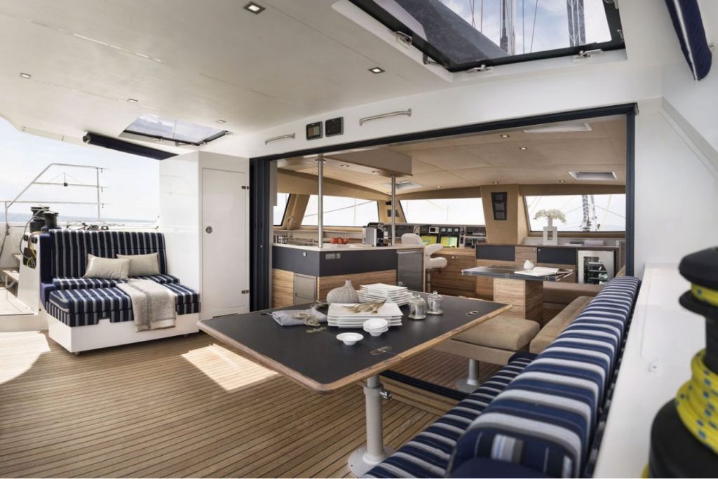 Catamarano a vela Bali