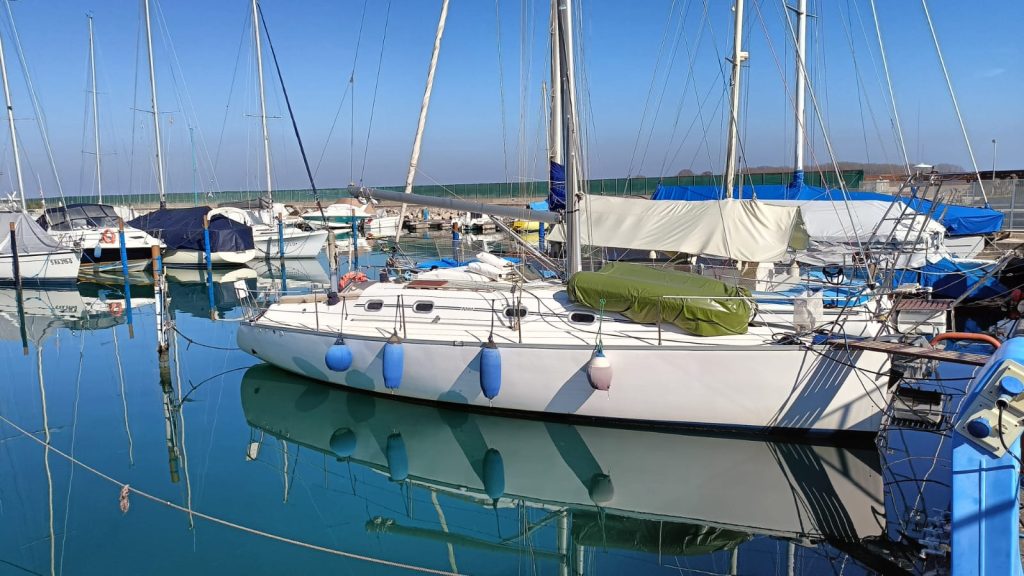Bonin-34-Rt-imbarcazione-a-vela-usata-in-vendita