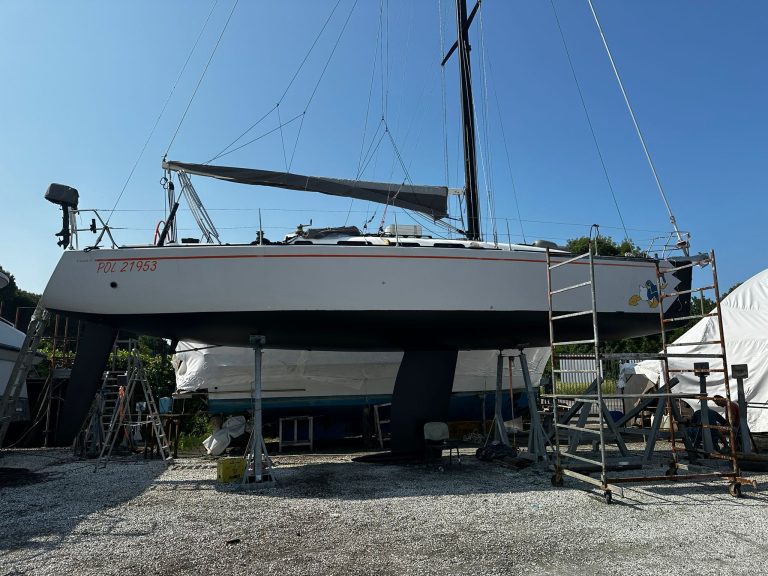 Canard 43 imbarcazione a vela usata in vendita su Adria Ship