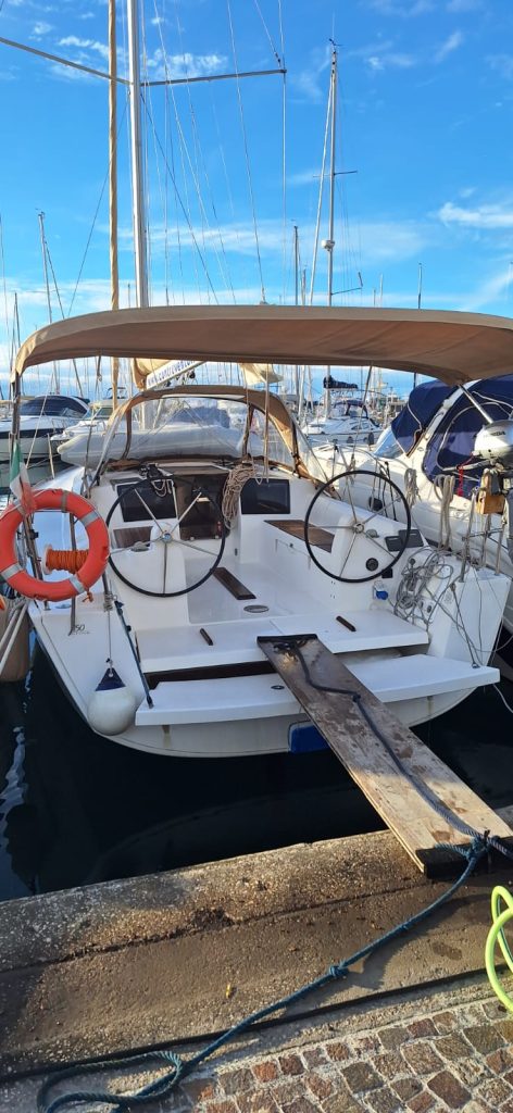 Dufour 350 GL imbarcazione a vela usata in vendita su Adria Ship
