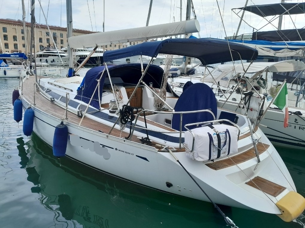 Grand Soleil 43 imbarcazione usata a vela in vendita su Adria Ship