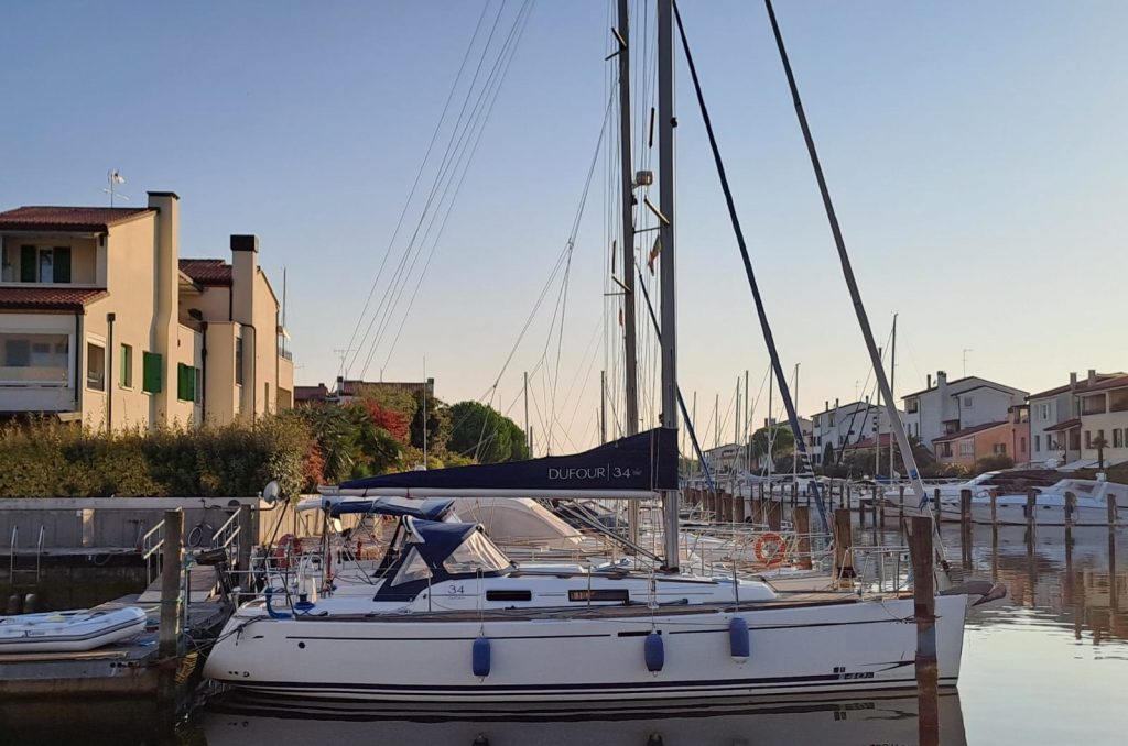 2012 Dufour 34 performance barca a vela usata in vendita su Adria Ship