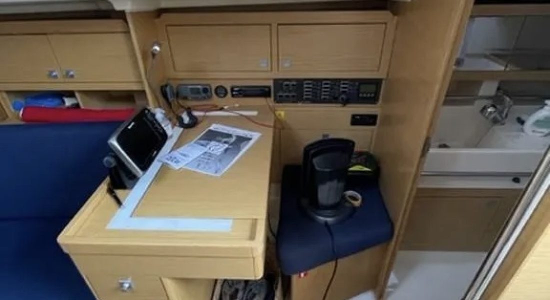 11_Elan 310 in vendita Adria Ship