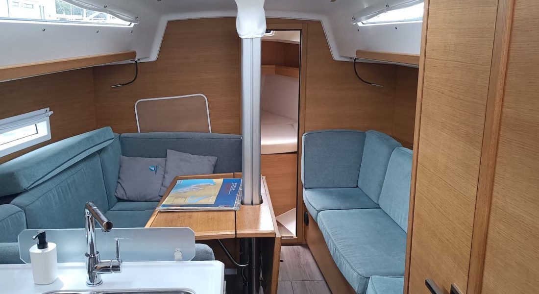 14_Elan E4 usato in vendita Adria Ship