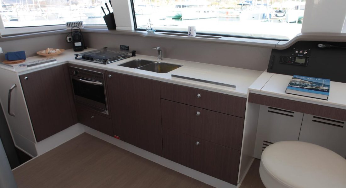 19_Bali 4.3 in vendita Adria Ship
