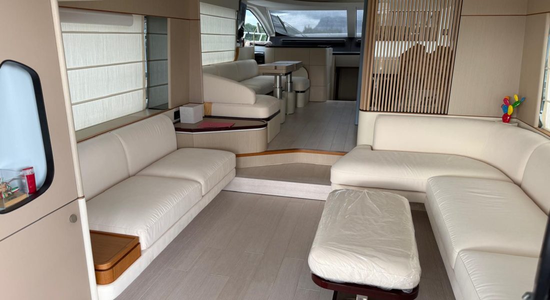 3_Azimut 68 Fly usato in vendita Adria Ship