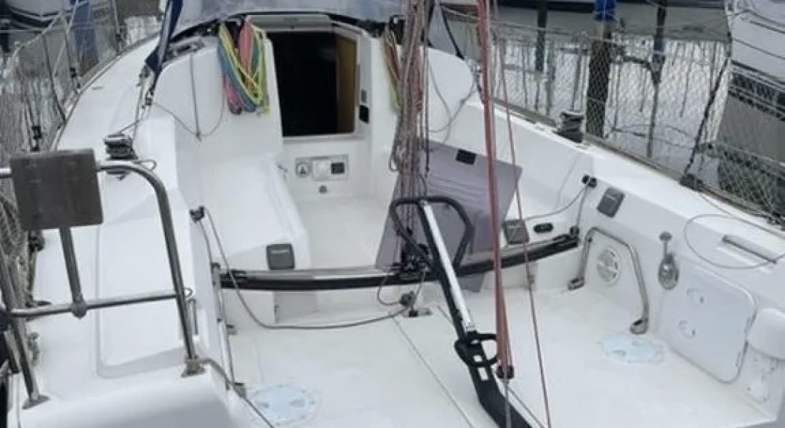 3_Elan 310 in vendita Adria Ship