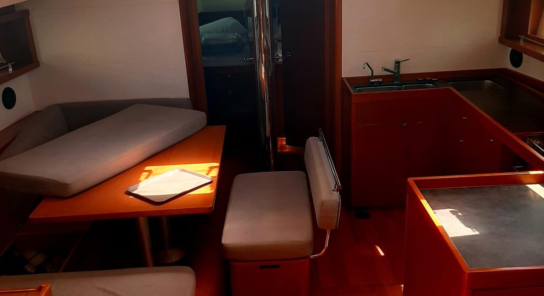 4_Oceanis-48-in-vendita-su-Adria-Ship