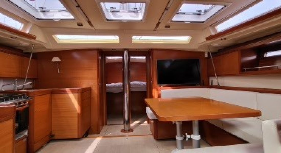 5_Dehler 525GL usato in vendita Adria Ship