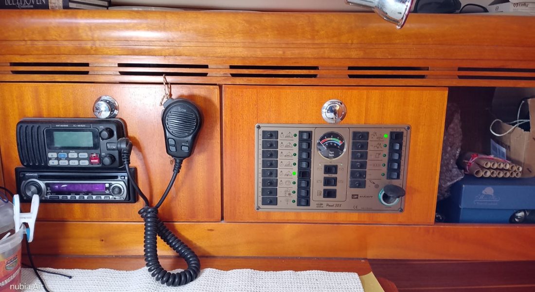 5_Elan 333 in vendita Adria Ship
