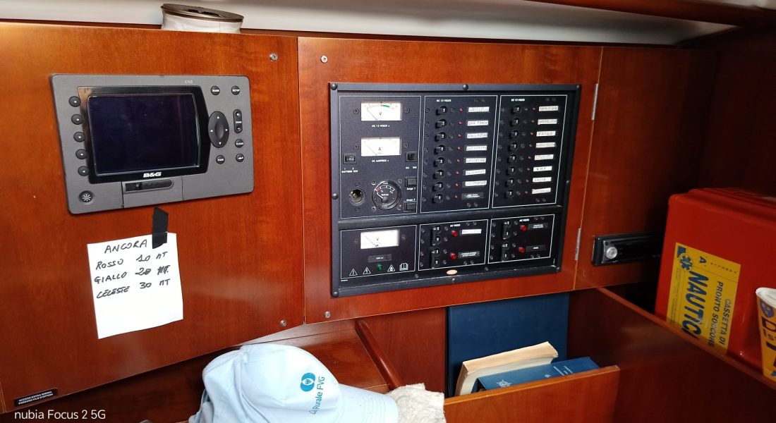 7_Oceanis Clipper 411 usato Adria Ship
