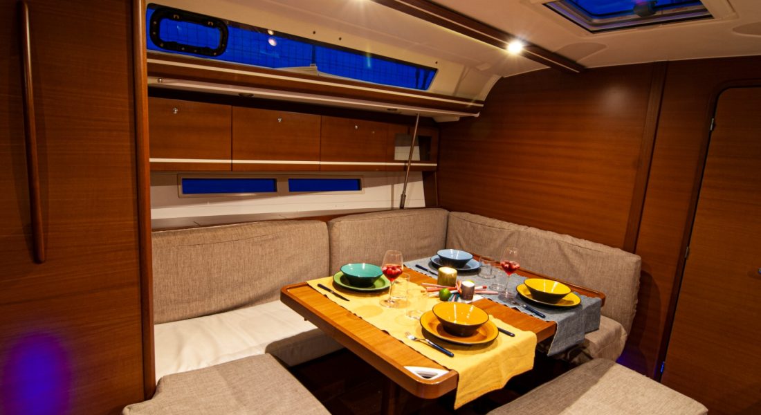 9_Dufour 445GL usato in vendita Adria Ship