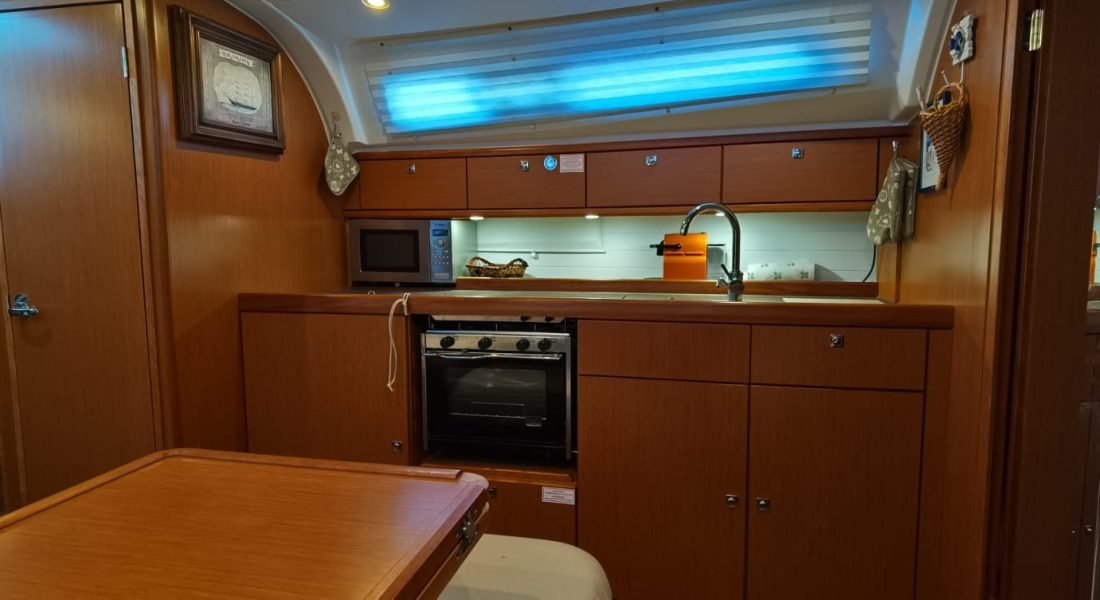 Bavaria 41C imbarcazione usata a vela in vendita su Adria Ship
