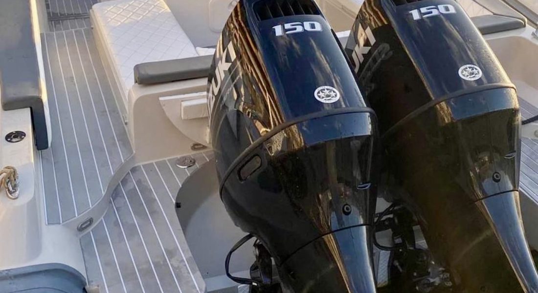 Revenger 28,70 Sport gommone usato in vendita su Adria Ship