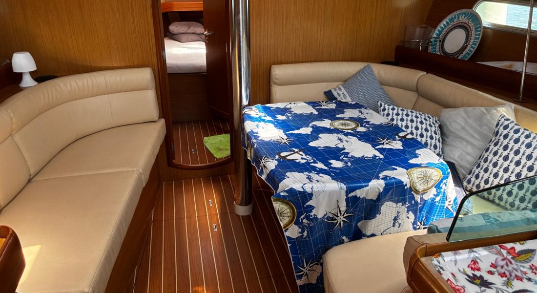Sun Odyssey 42i imbarcazione a vela usata in vendita