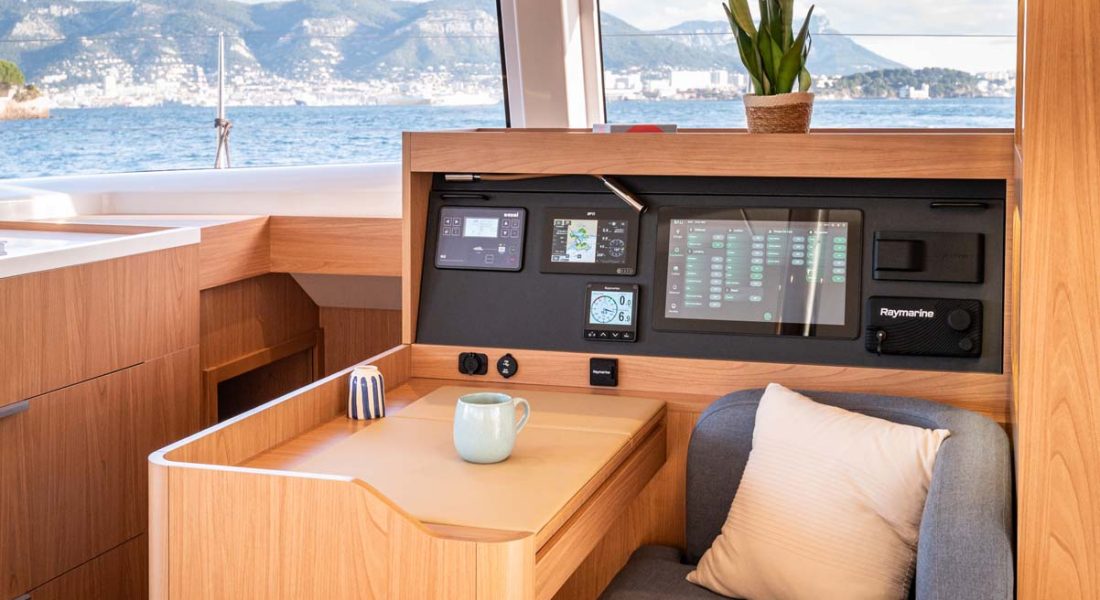 bali-5-2-catamarano-adria-ship-italia_interni-10