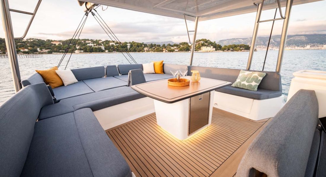 bali-5-2-catamarano-adria-ship-italia_interni-3