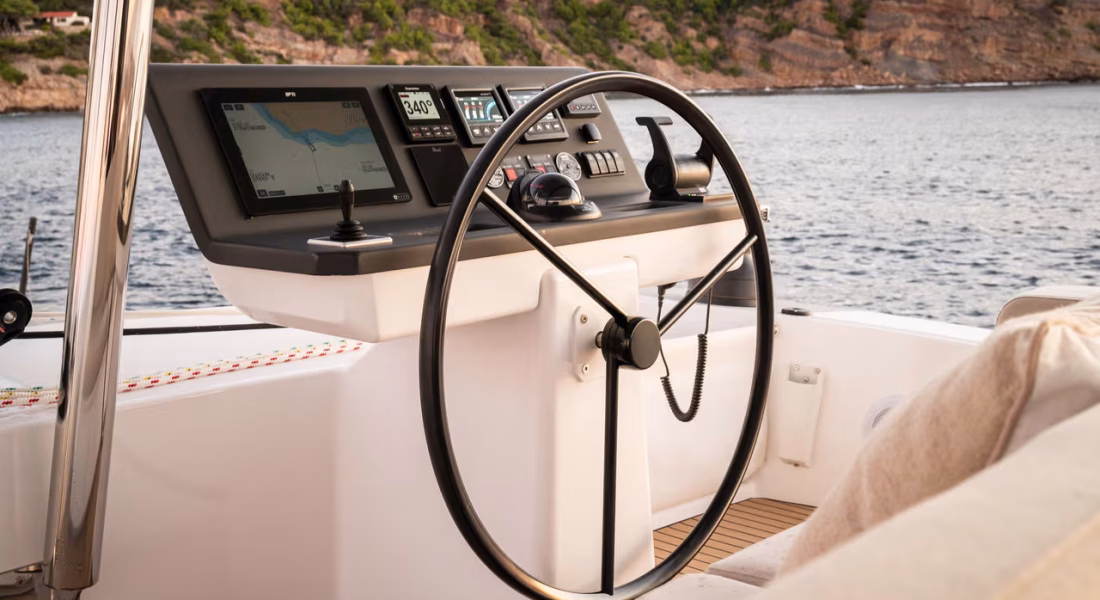 bali-5-8-catamarano-adria-ship-italia_2