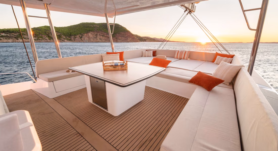 bali-5-8-catamarano-adria-ship-italia_3