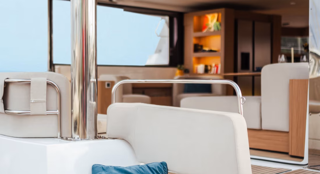 bali-5-8-interni-catamarano-adria-ship-italia_2